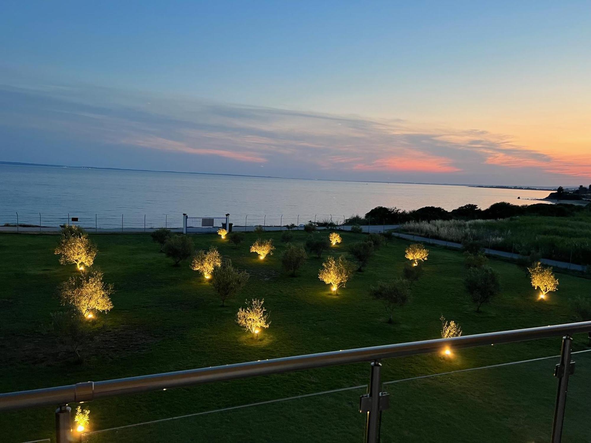 Kalivas Beach House Метаморфоси Экстерьер фото